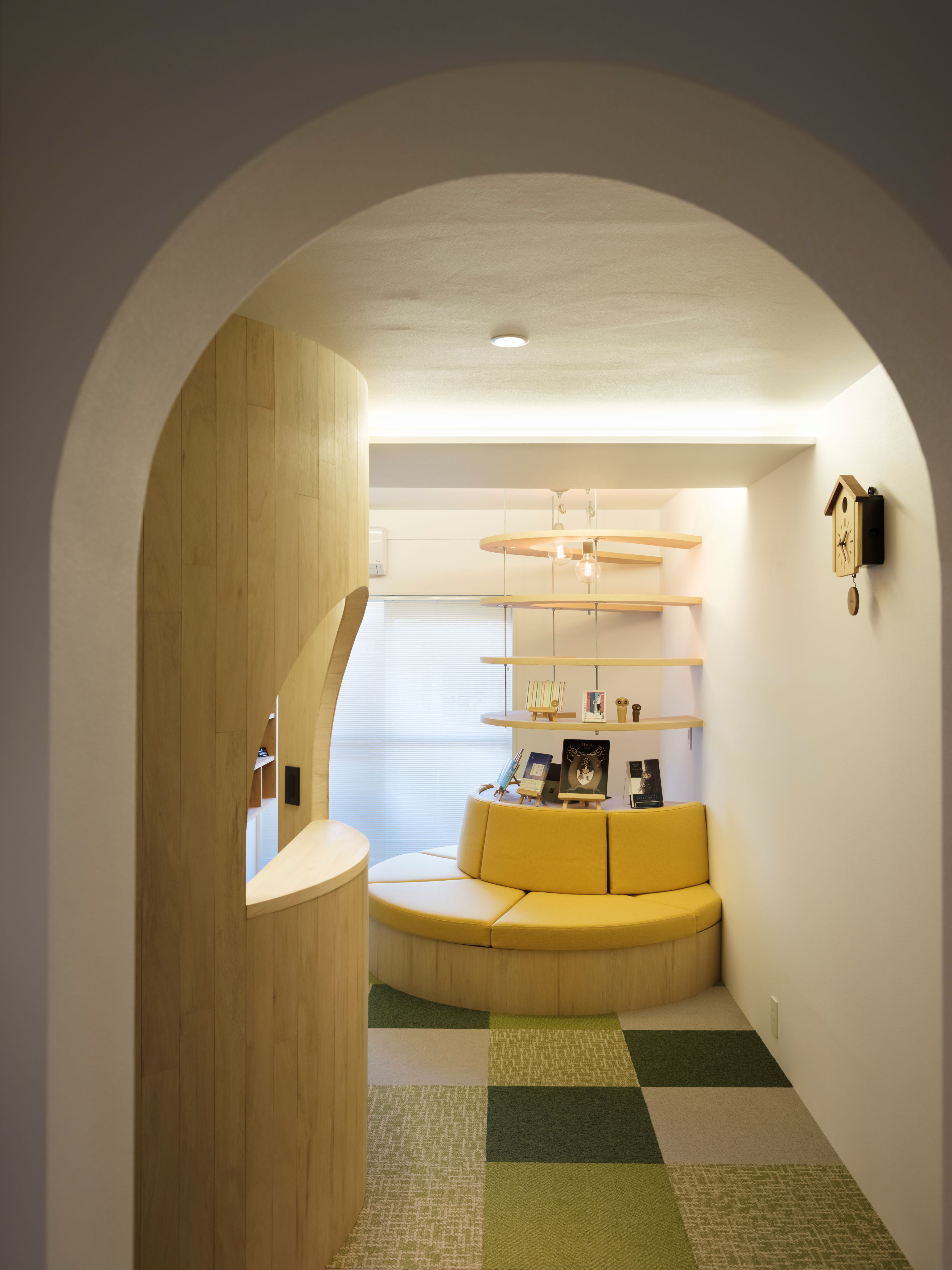 自由が丘・月と梟歯科